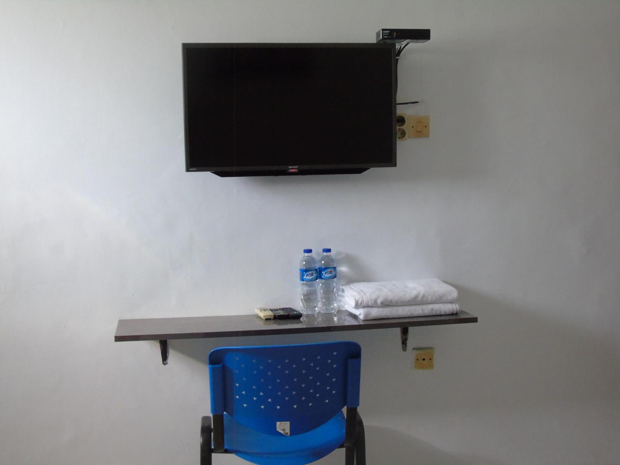 Hotel Permata Zamrud Cirebon Oda fotoğraf