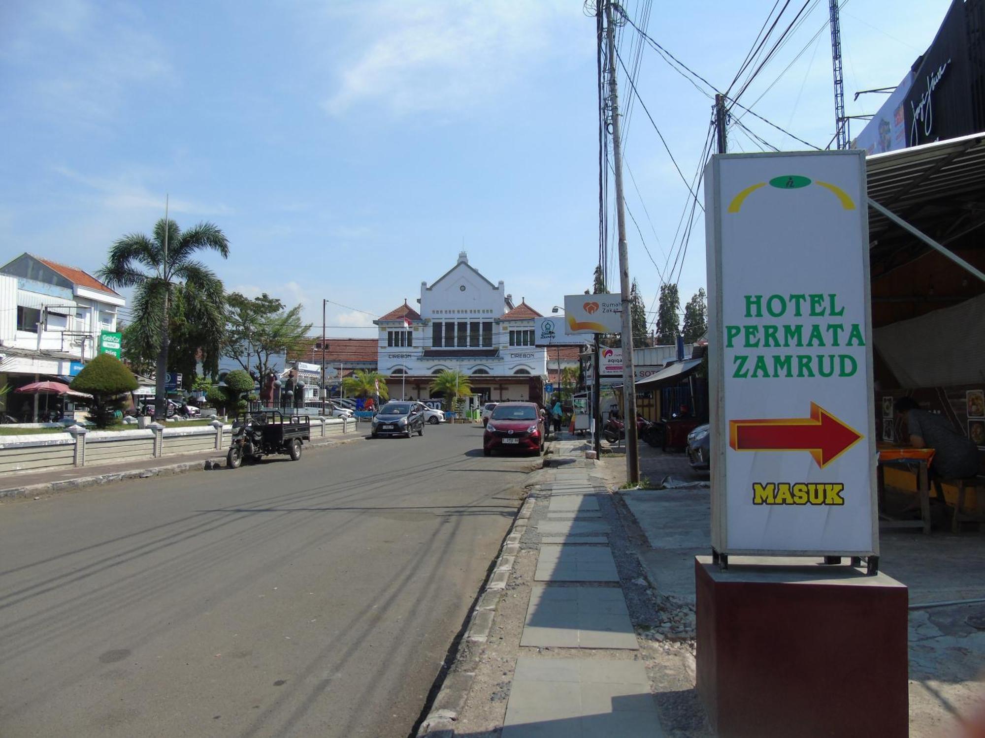 Hotel Permata Zamrud Cirebon Dış mekan fotoğraf